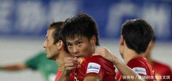 国足新星何超转会添头恒大弃将3场3球迎爆
