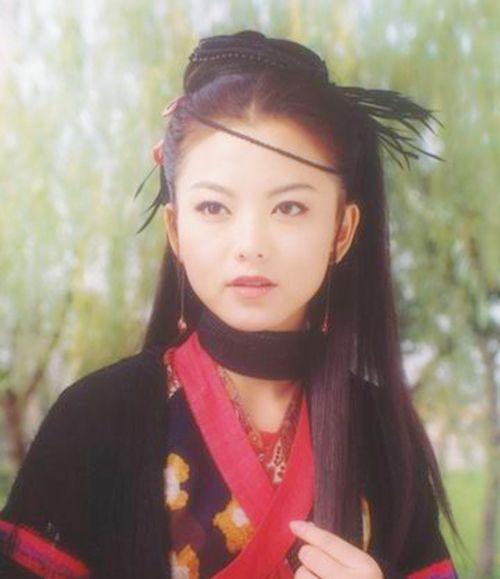 特别推荐车仁表,钟汉良,蒋勤勤,李湘,王艳主演的《四大名捕》.
