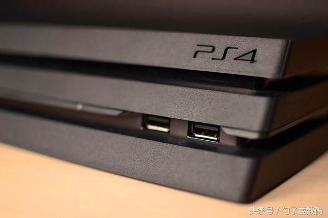 索尼PS4Pro和Slim的发布改变不了主机游戏产