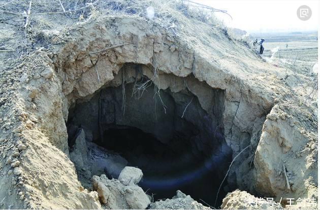 湖北发现一座神秘古墓,考古学家发现里面竟葬身80余名盗墓贼