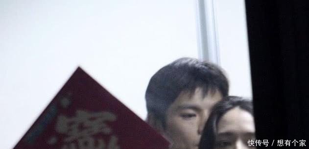 郭碧婷获向佐陪伴修车,素颜出街超自信,难怪向