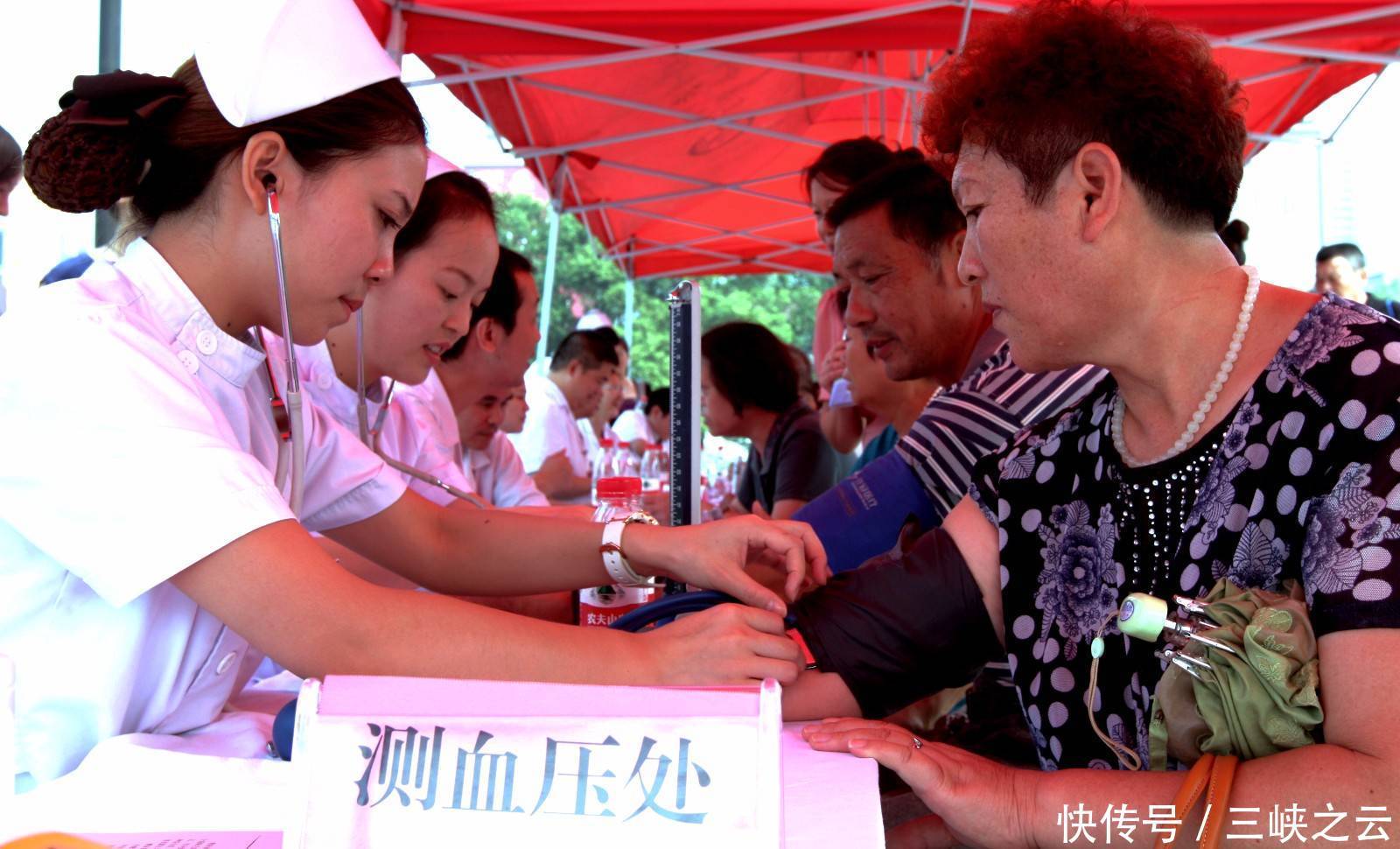 5月12日国际护士节,我国注册护士超过380万人