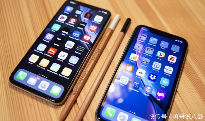 iphone xr最佳系统 t01cd5a2ac07d3698d8.jpg