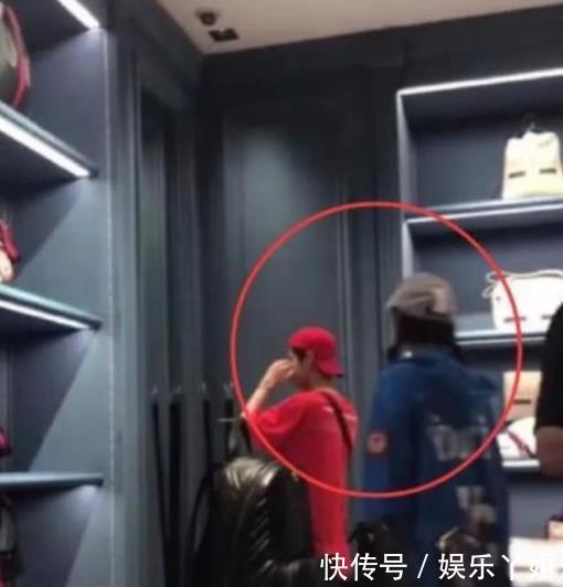 鹿晗爸妈想抱孙子,关妈妈却让女儿再等4年,网