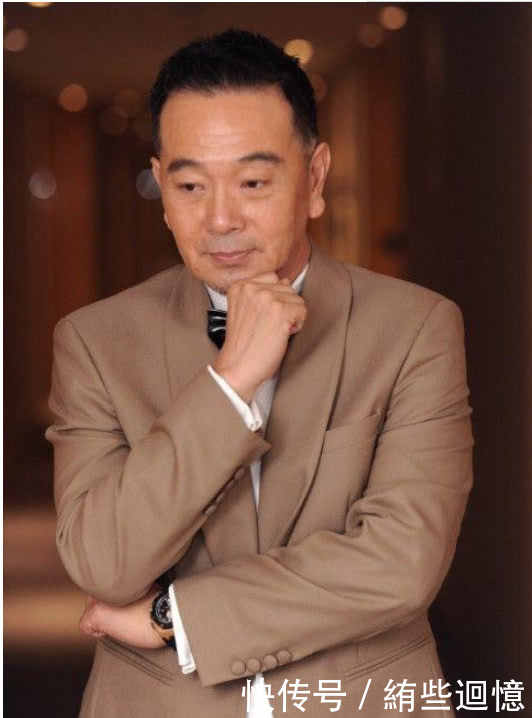 他是《西虹市首富》二爷的神秘伴侣,一集片酬