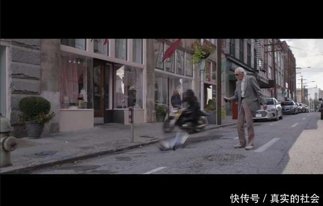 最全盘点,斯坦李客串过的45部影片,如有缺少欢