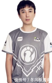 买了iG皮肤就是兄弟文案鬼才王思聪在线卖货