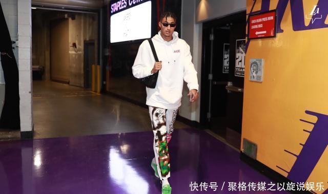 詹姆斯加盟湖人夺冠