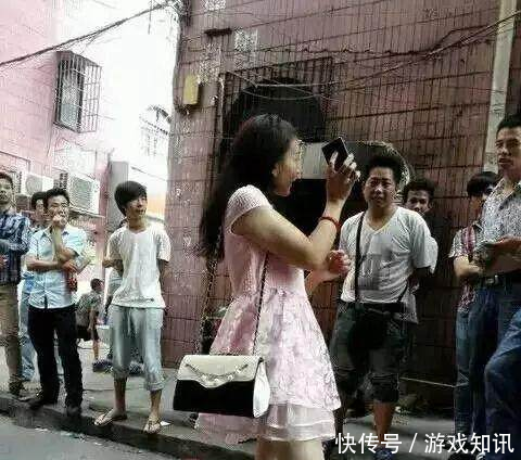 深圳最穷的地方4元一碗面7元包一夜,变卖身份