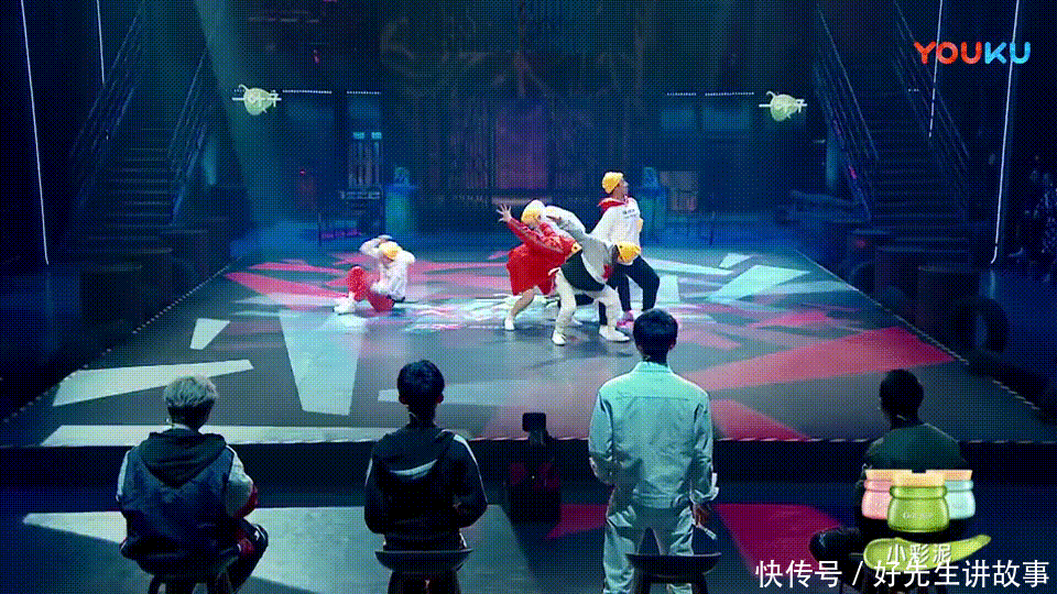 亮亮小鸡舞太魔性,把黄子韬看得全程痴汉笑,连