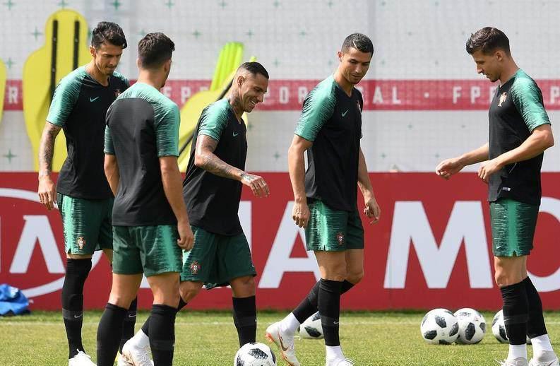 世界进球排名_世界最佳进球集锦(2)