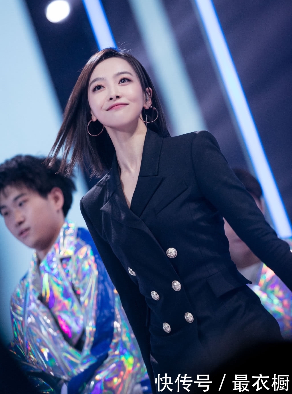 宋茜人鱼姬眼妆火了,31岁秒变成18岁少女,我超