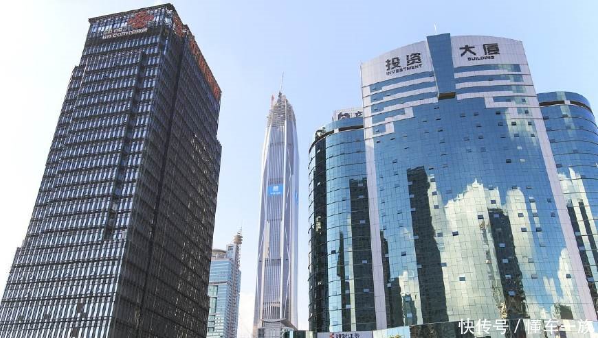上海与香港城市对比图,差距在哪一目了然