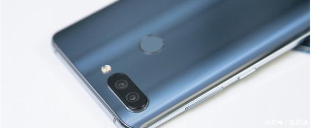 学生党手机大盘点,小米8只排第二