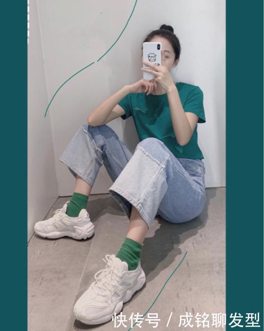 夏季有哪些简约时尚的服装搭配?能推荐一些搭配方法吗? 御匾会国际网上娱乐