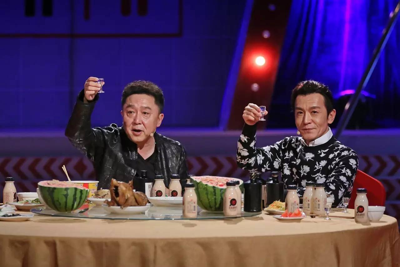 《偶像就该酱婶》于谦酒品获赞 载歌载舞高唱《花房姑娘》