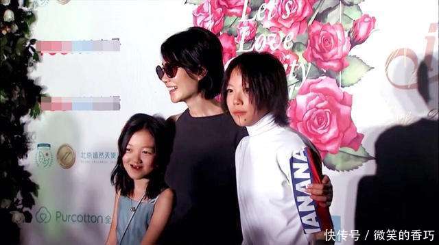 李亚鹏深夜发文宣布噩耗,王菲无任何回应,网友