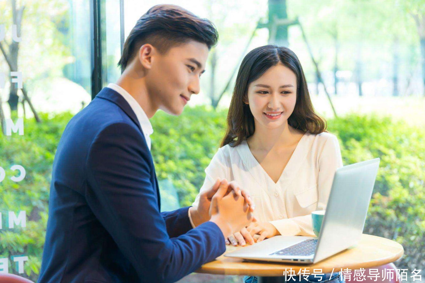女生对你有好感的几个暗示，你错过了几个？