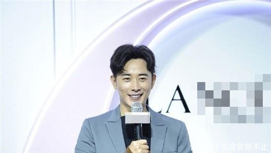 罗晋婚后参加活动四个字回应当下心情遭调侃: