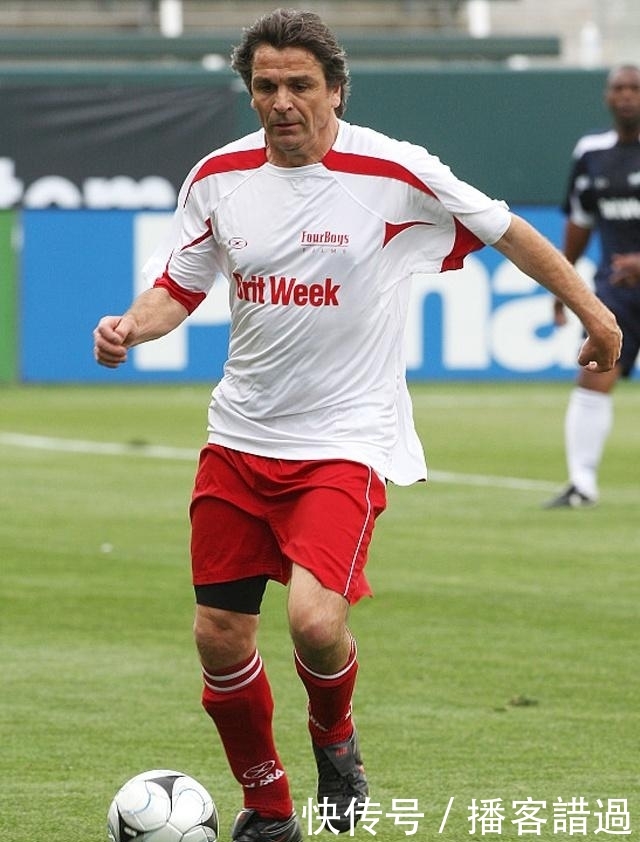 看完这四篇不亚于《足球小子》的校园足球小说