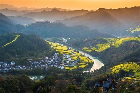 圓柱形的魚(yú)缸怎么配壁掛過(guò)濾（圓柱形的魚(yú)缸怎么配壁掛過(guò)濾器）