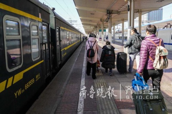 实拍:漫漫两千里,从内蒙古到山东,携家老小回家过年