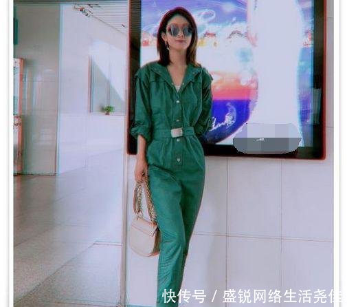 一直以为女生文穿帽子裤胸下全是腿,看到赵丽王子初中连体图片