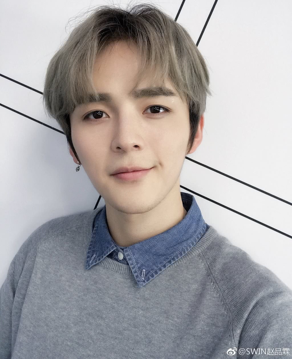 虽然有人不断黑郑爽,但也有这些人公开表示喜