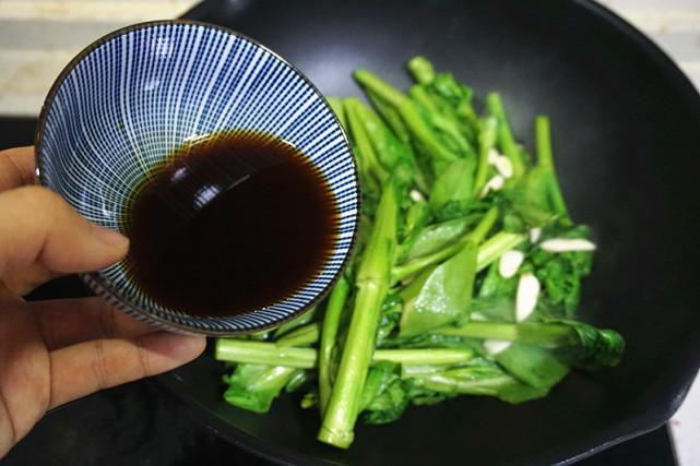 这菜5元一把,抗癌疗效不输千元补品,初春食补别忘了多吃几次