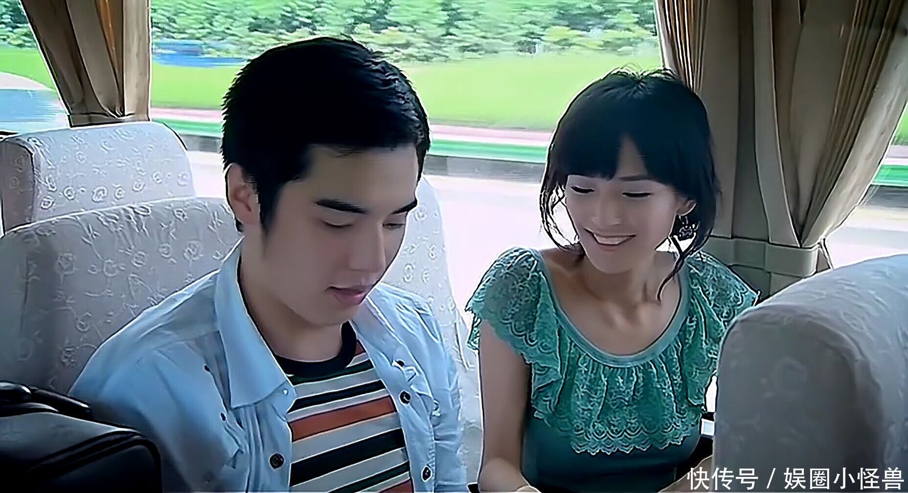 同样是盘发造型,美嘉温柔,宛瑜可爱,胡一菲看起