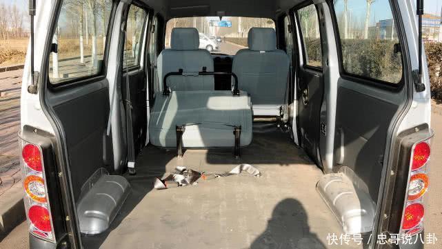 最便宜的房车多少块 t01ea80d592c9792207.jpg