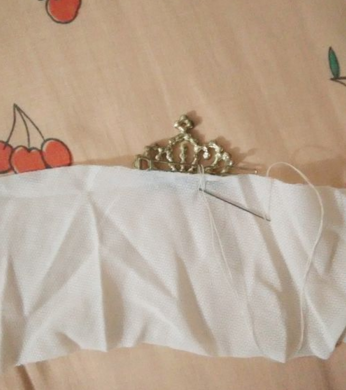 怎样亲手给芭比娃娃做简单切美丽的婚纱_360