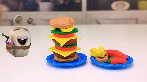 白白侠玩具秀:橡皮泥手工制作巨无霸汉堡包