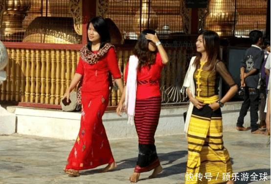 缅甸少女游中国，穿着朴素全程拍照，拿着钱却不敢在中国消费