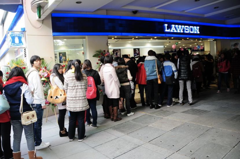 都说实体店开不下去了,可全家、罗森、7-11为什么越来越多?