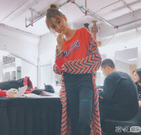 马思纯欧豪也分手了！三十岁女明星今年怎么了？