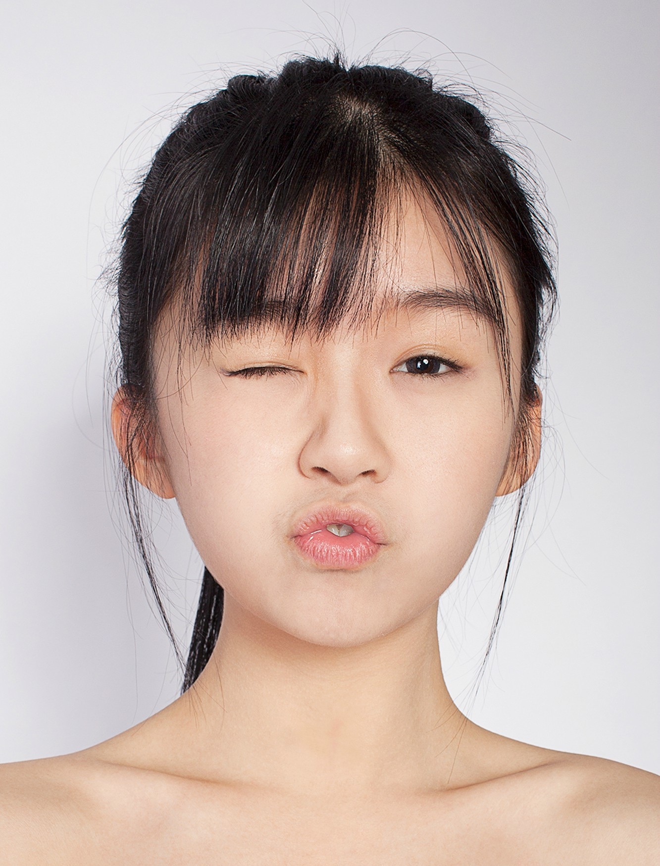 小彩旗表演藏族图片