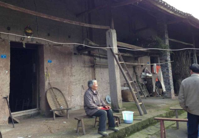 2018年农村宅基地交易属于这两种情况,宅基地将面临收回或罚款!