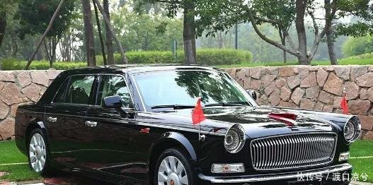 不怕本田配红标,就怕红旗带话筒两会遇见神车