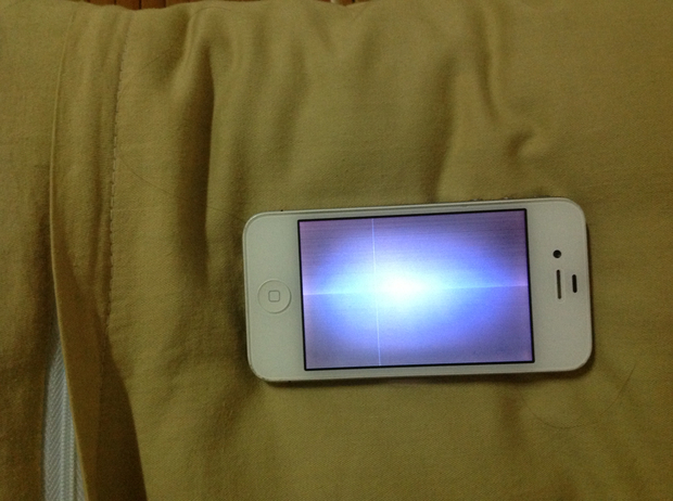 苹果x白屏一闪闪的,但是几分钟就恢复正常,是什