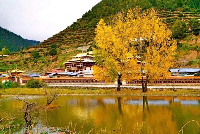 抖音最火旅行目的地,这2个地方做梦都想去,美