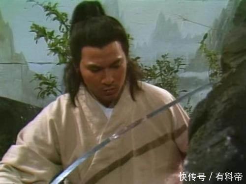 独孤求败紫薇软剑误伤的人是谁?此人在射雕提到了,他有一名传人