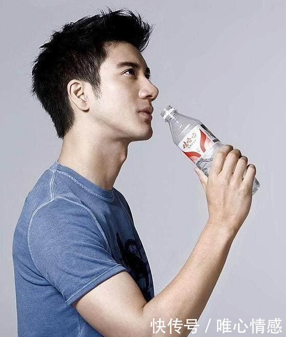 t01f51779e03690b2be.bmp?size=560x660