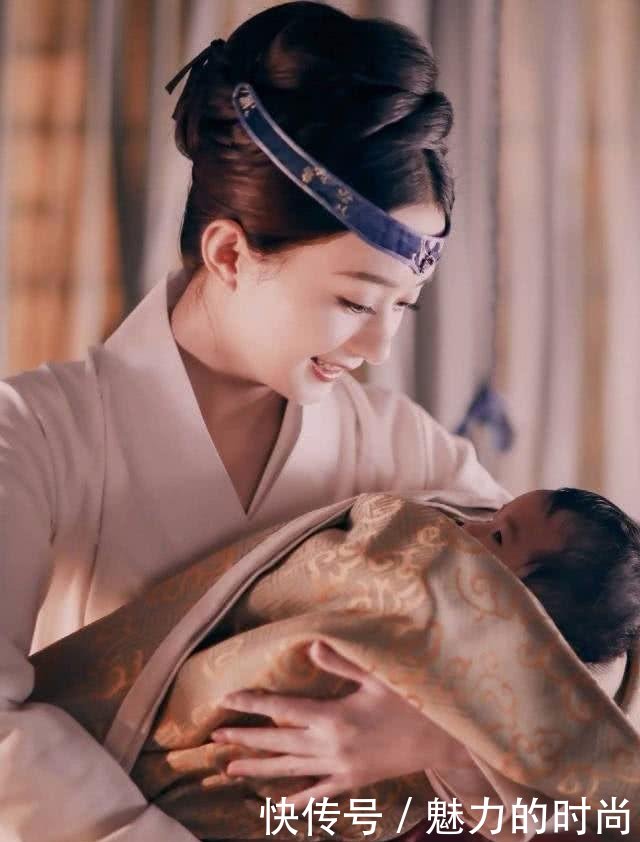 赵丽颖取关前经纪人黄斌,网传两人开撕,吴亦凡