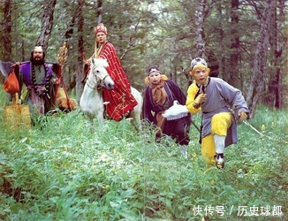 她出来旅游见到西游记在拍摄,跟杨洁讨个角色,成就一代经典