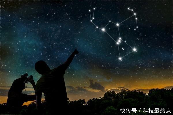 这颗极其年轻的系外行星神秘地走向死亡,令天文学家惊讶不已!