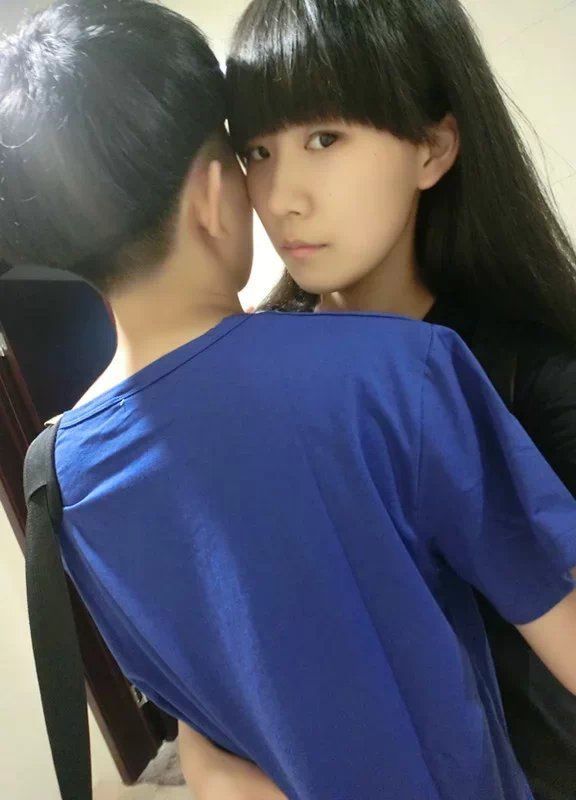 这个<em>男生</em>的<em>发型</em>叫什么+怎么跟<em>理发</em>师说_360问