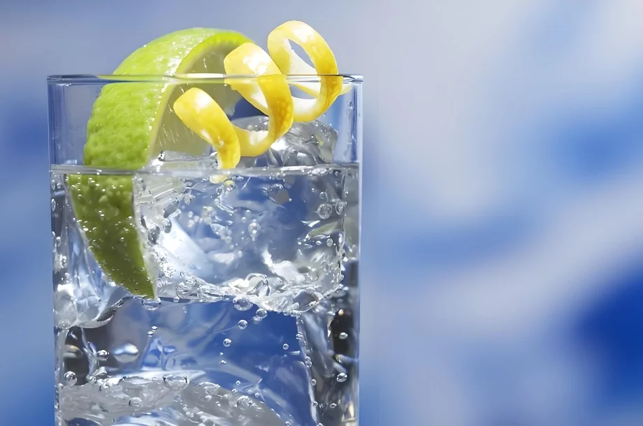 夏天到了，哪种古老饮料能为你的健康加分？专家建议多饮！