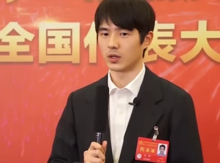 刘昊然称青年演员需要磨炼