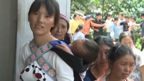 播报多看点 鲁甸震后安置工作 暖心少年杨阳洋